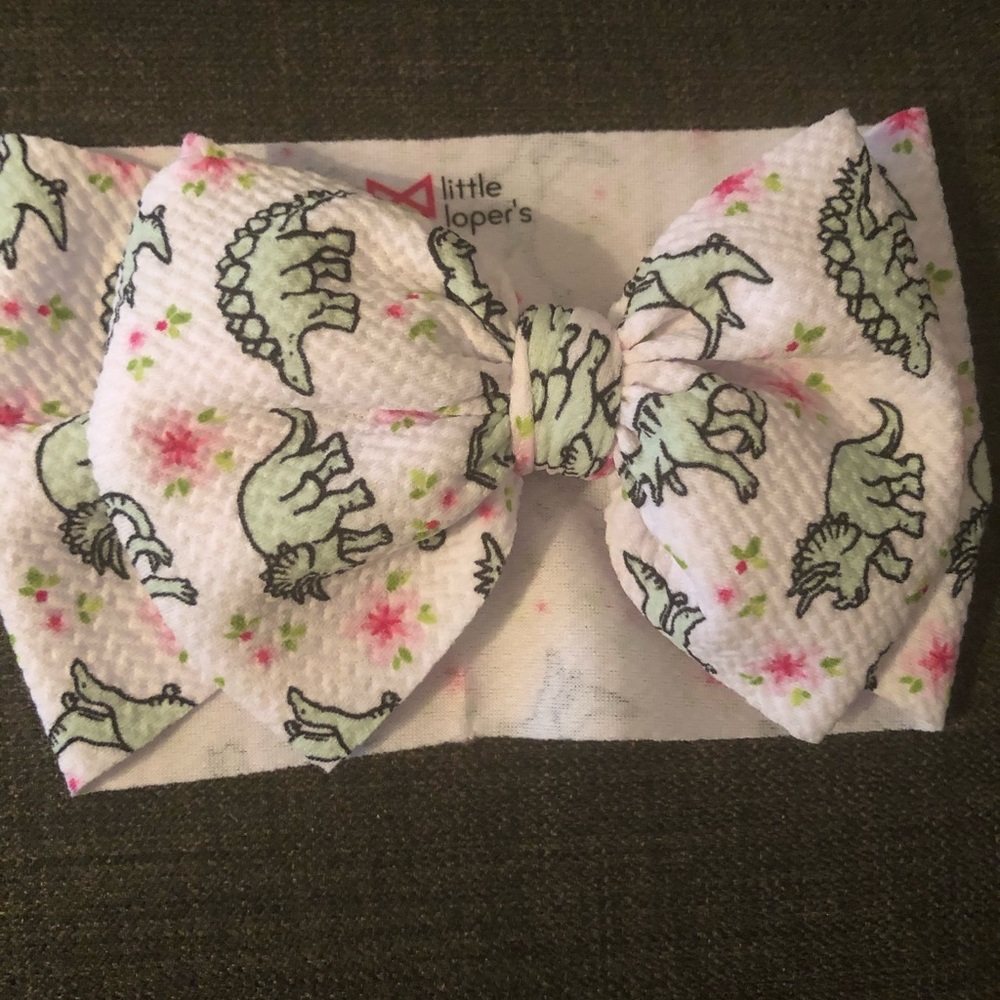 Little lopers newborn mini wrap in rawrry